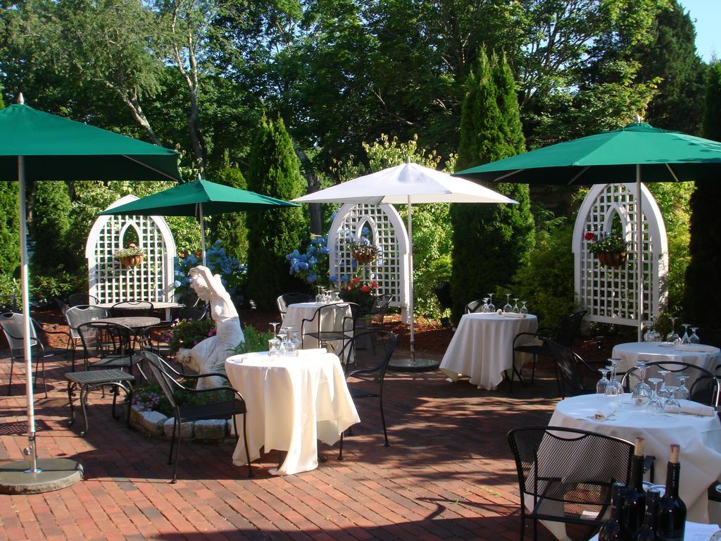 Belfry Inn And Bistro Сандвич Екстериор снимка
